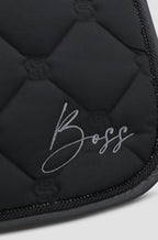 Boss Equestrian Glitter nyeregalátét – Kézírásos logóval